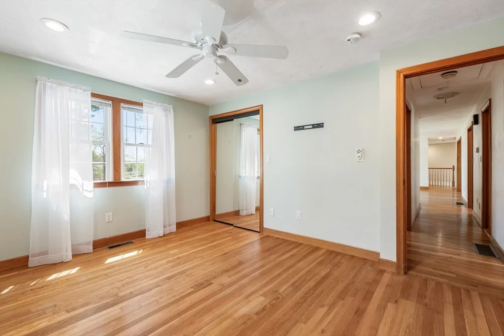 Photo of 186 Ridge Street