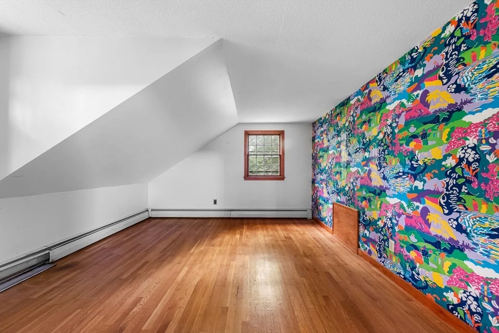 Photo of 166 Pine St
