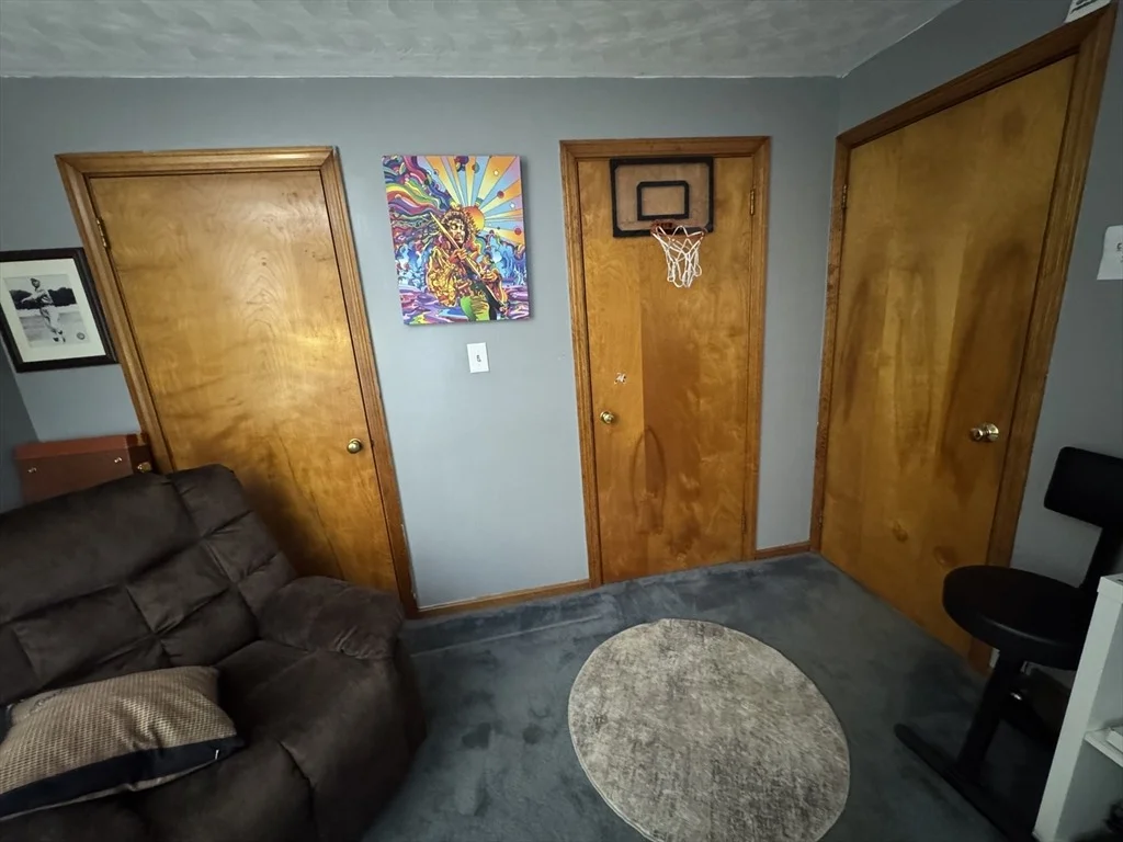 Photo of 48 Clearview Dr