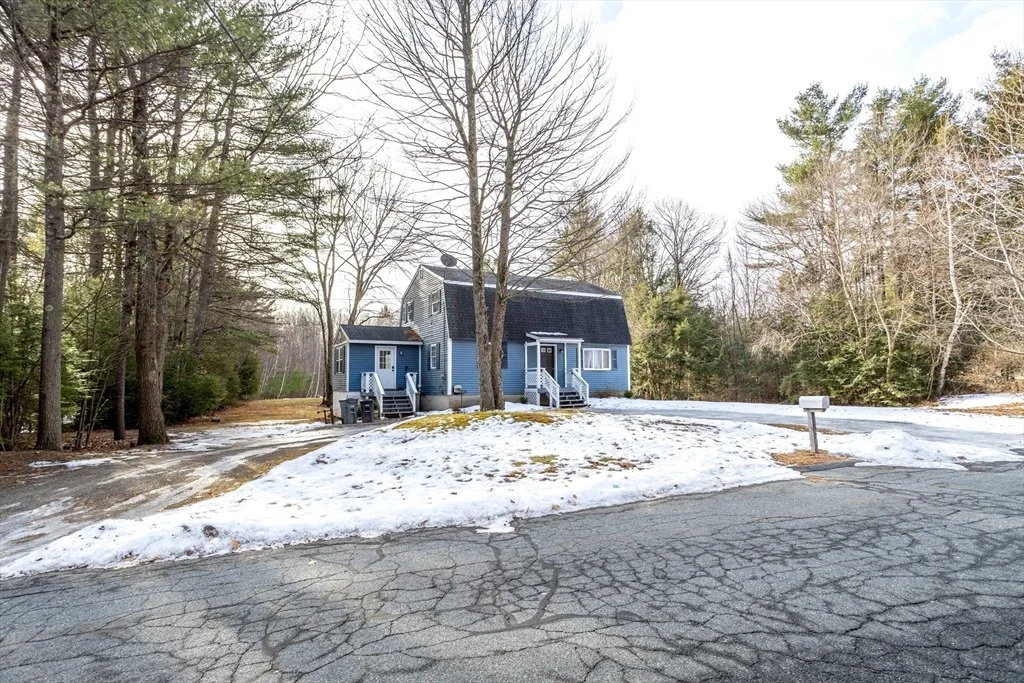 Photo of 28 Holly Drive