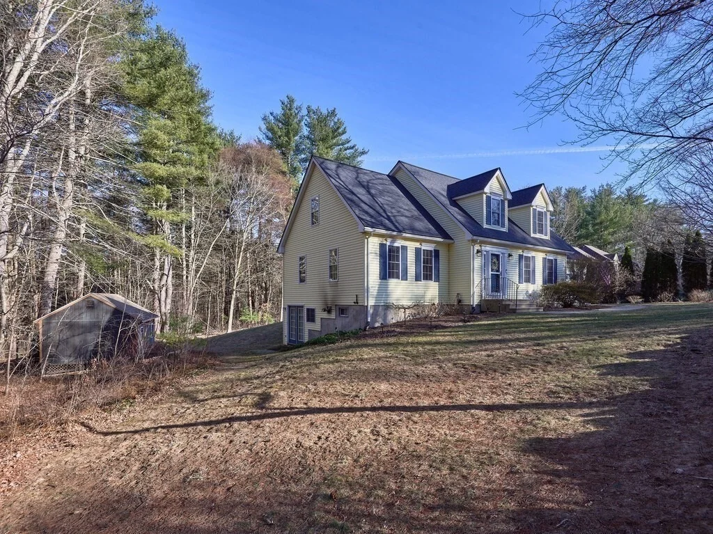 Photo of 320 Moon Hill Rd