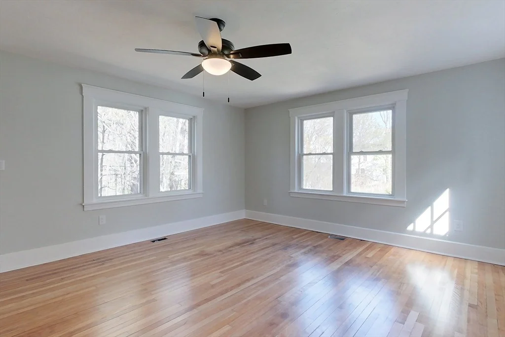 Photo of 110 Piper Rd
