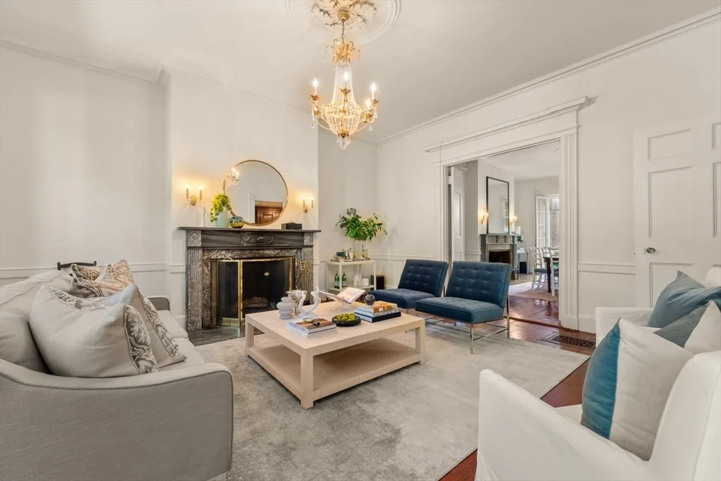 Photo of 33 Chestnut St