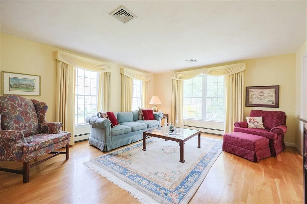 Photo of 30 Forsythia Drive