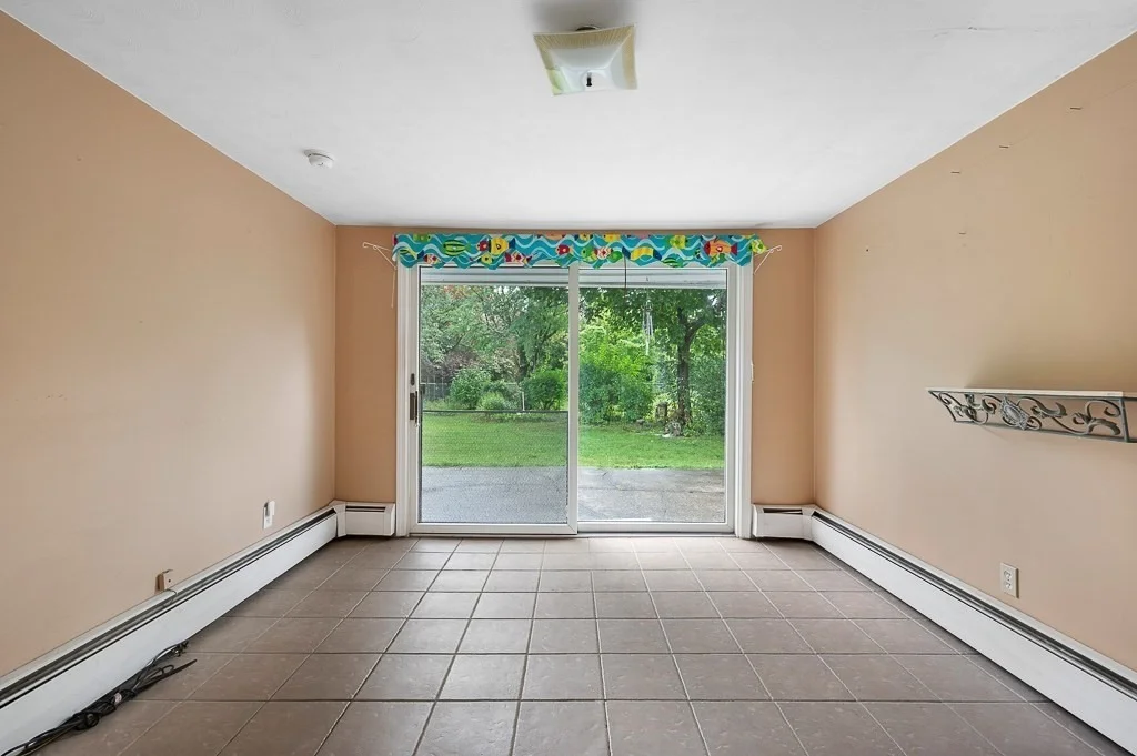 Photo of 11 Lyndale Rd