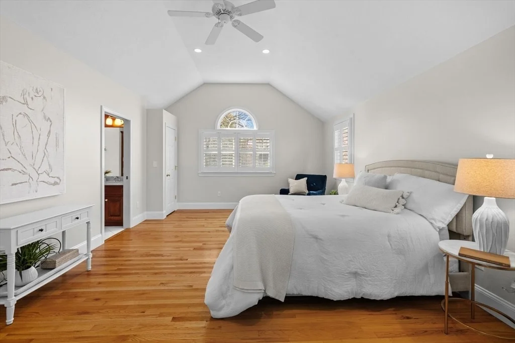Photo of 10 Fatima Dr