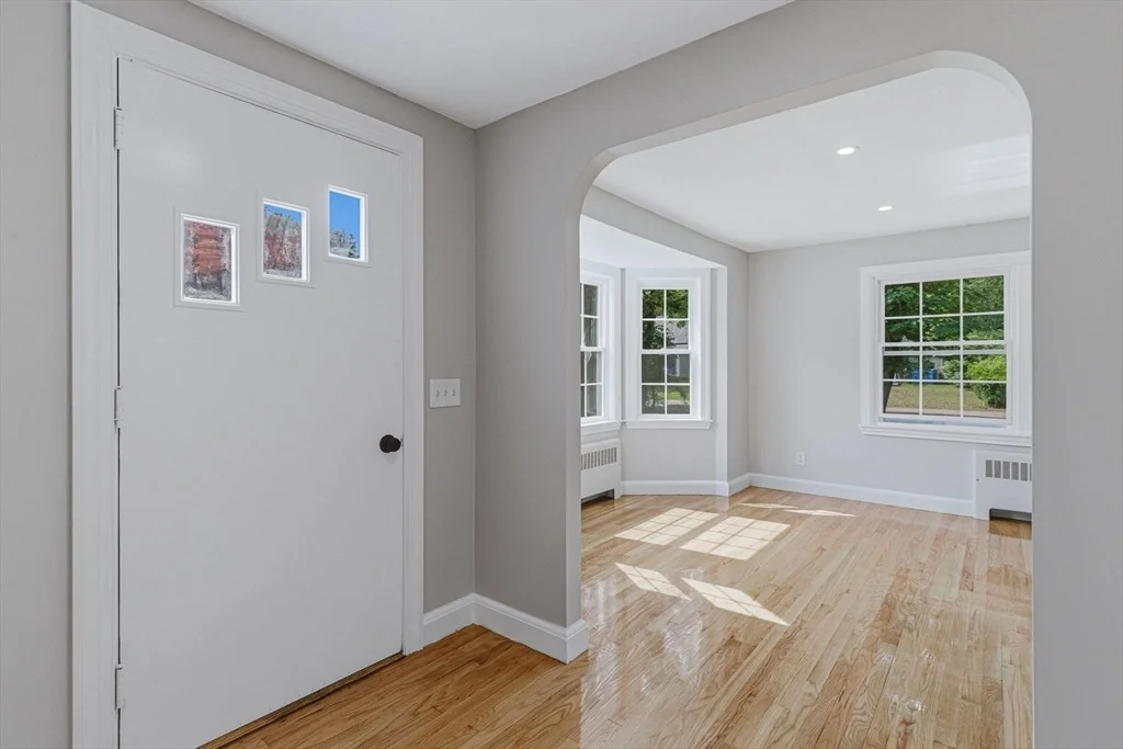 Photo of 95 Circle Dr