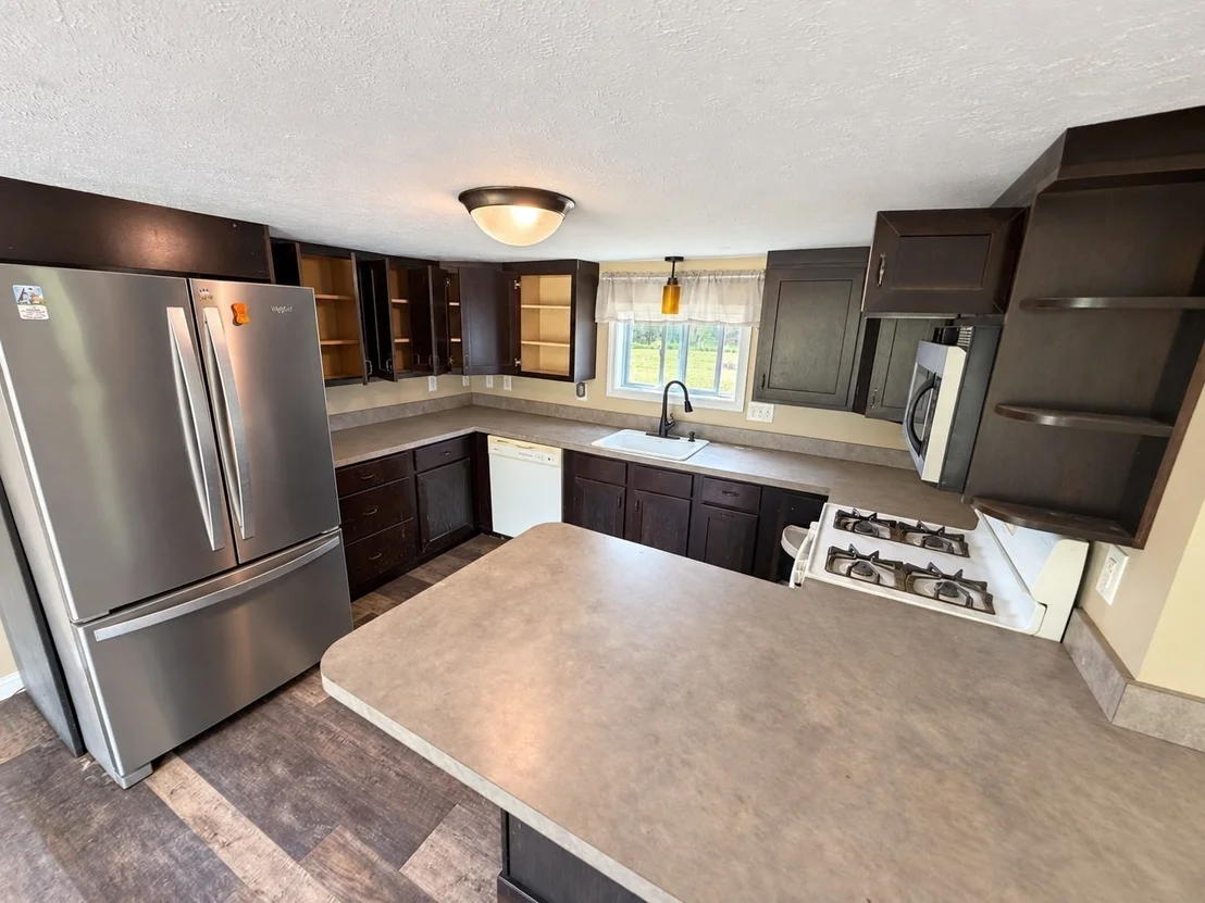 Photo of 137 Damon Rd