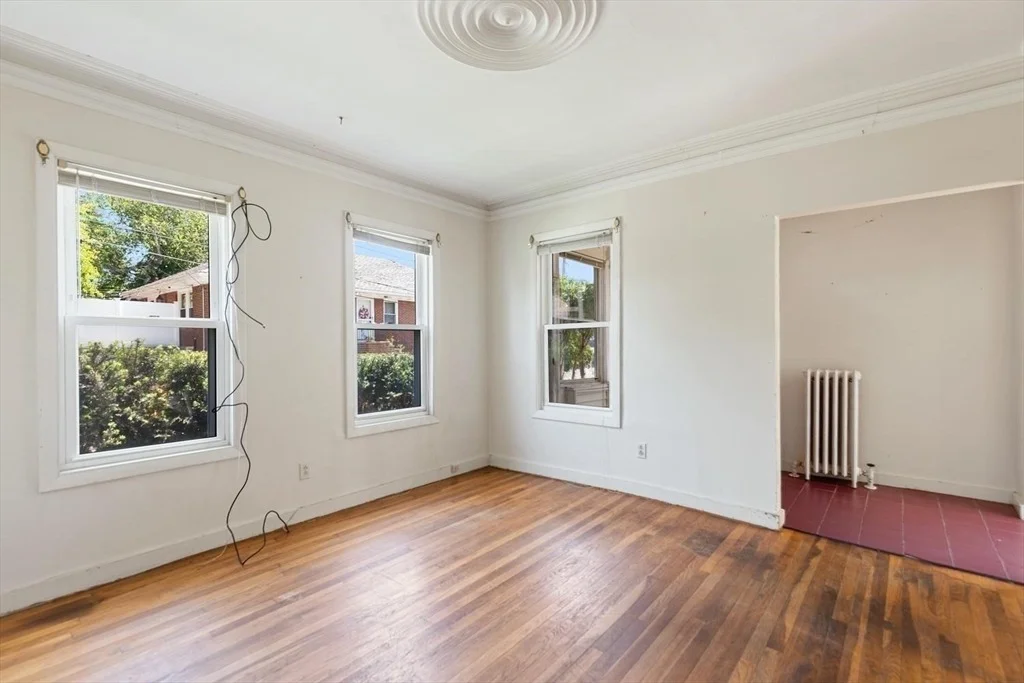 Photo of 12 Lookout St.