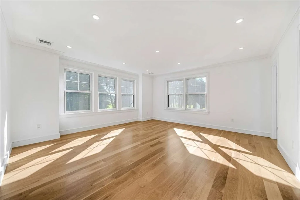 Photo of 311 Dedham Ave
