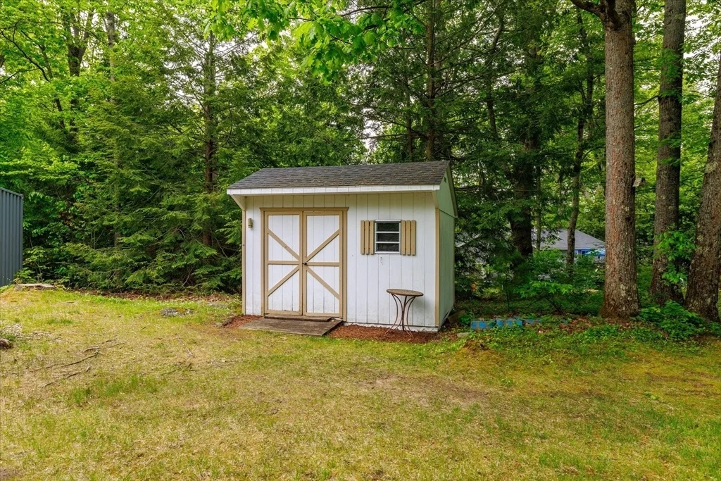Photo of 100 Corey Hill Rd