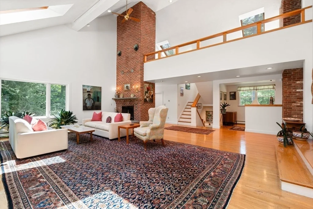 Photo of 242 Winter St