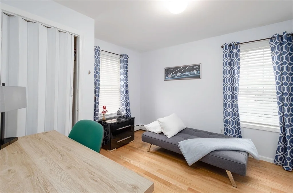 Photo of 8 Myrtle Ave