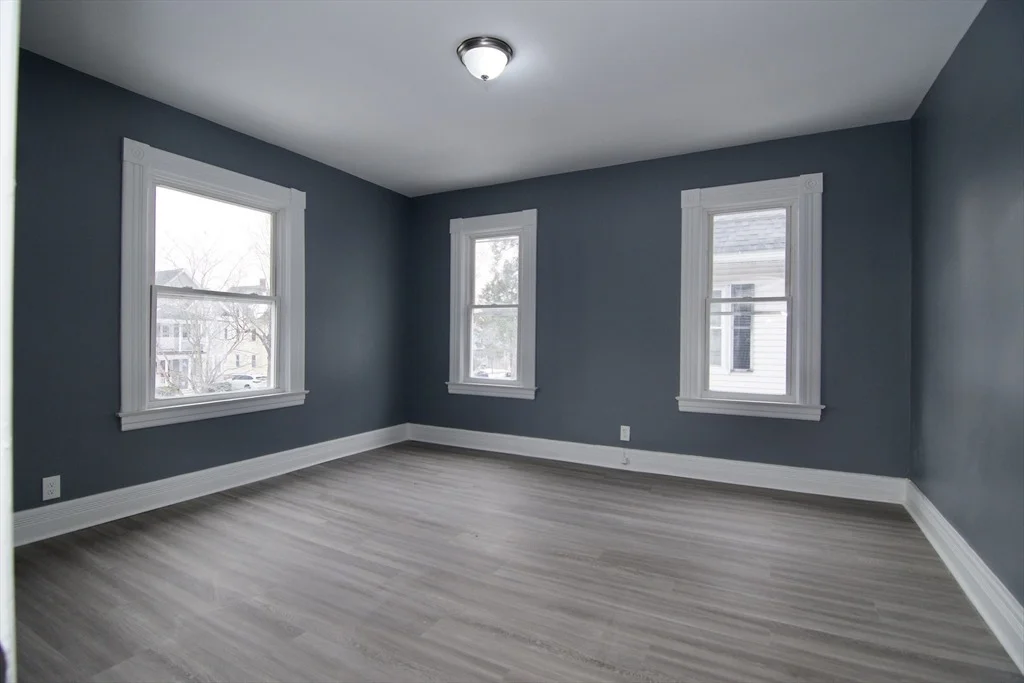 Photo of 74 Kenwood Park