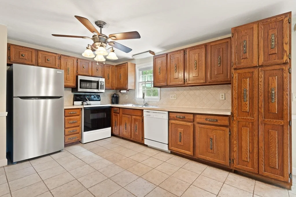 Photo of 112 Stoddard Dr