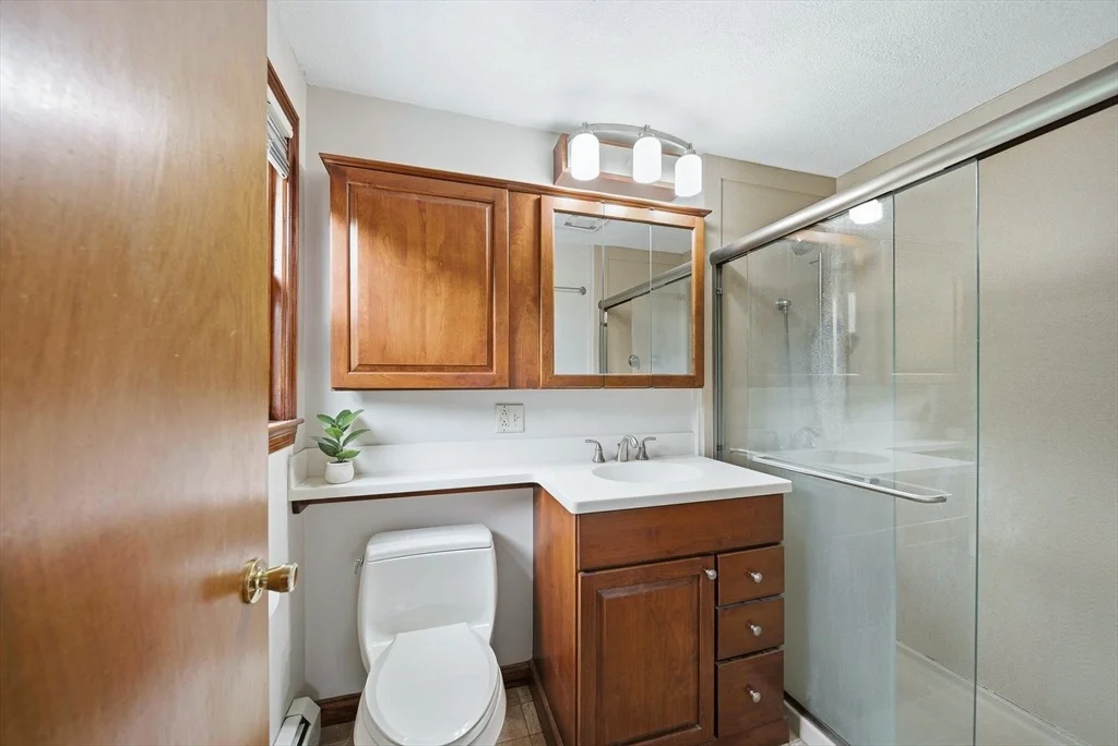 Photo of 12 Thomas Cir