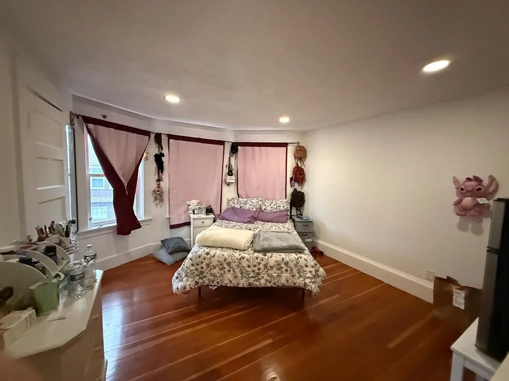 Photo of 69 Gilbert St