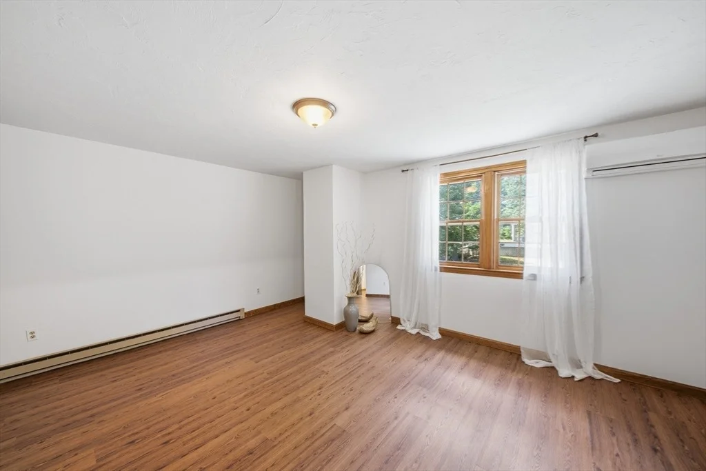 Photo of 34 Maple Rd
