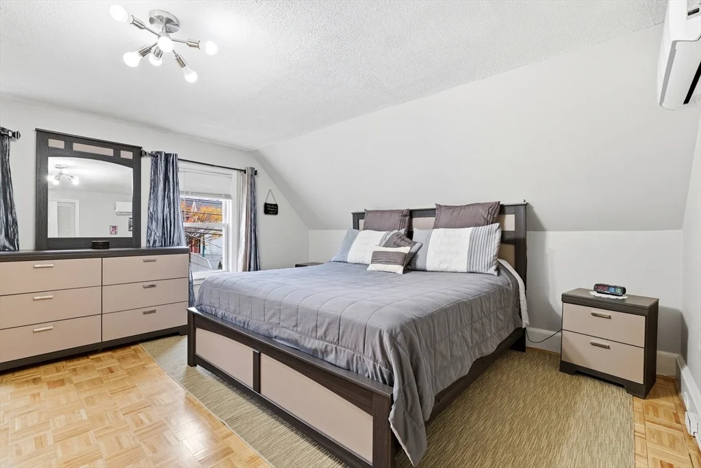 Photo of 30 Woodlawn St