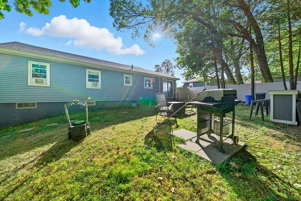 Photo of 20 Oakhill Dr