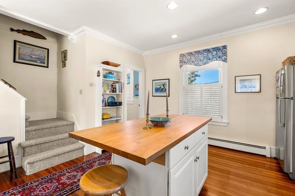 Photo of Unit 3 at 60 Gregory
