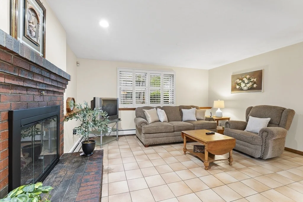 Photo of 9 Clark Ave