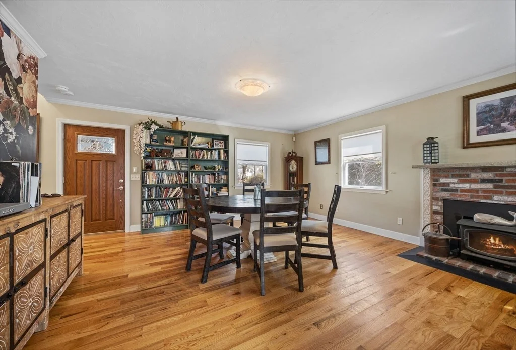 Photo of 32 Everett Road