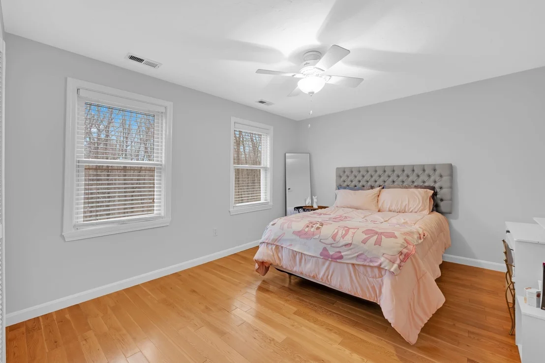 Photo of 32 Sibley Rd
