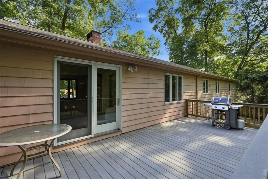 Photo of 46 Arborway Dr