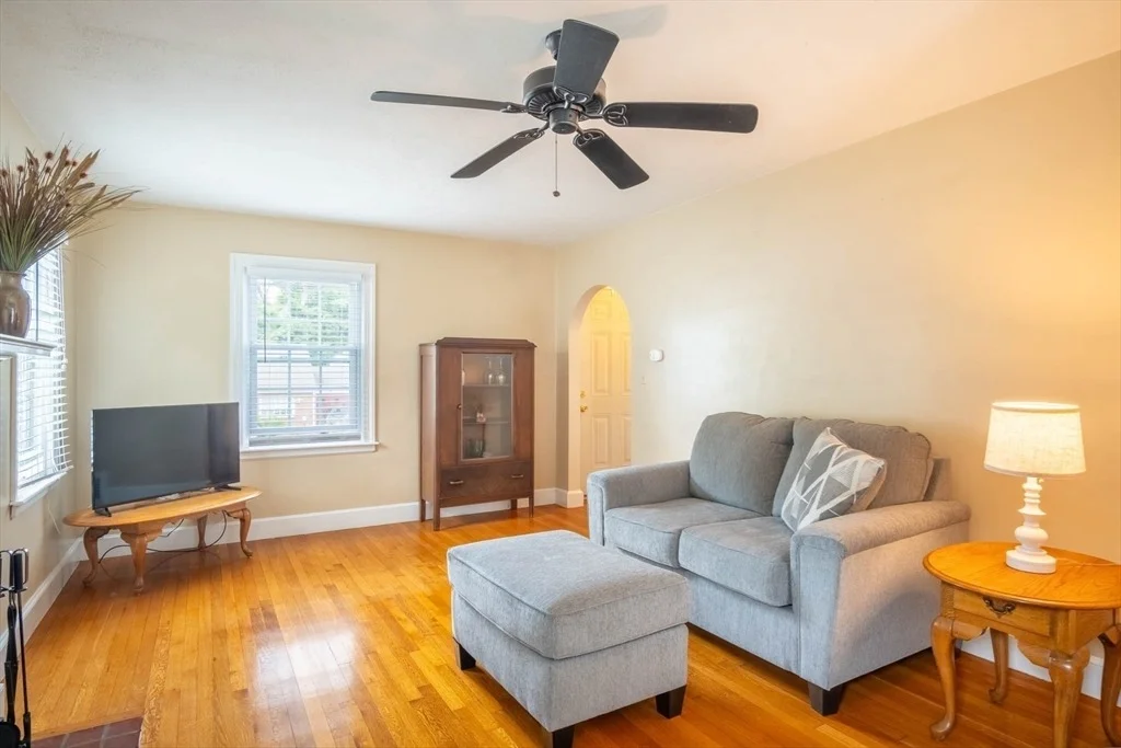 Photo of 43 Ellsworth Ave