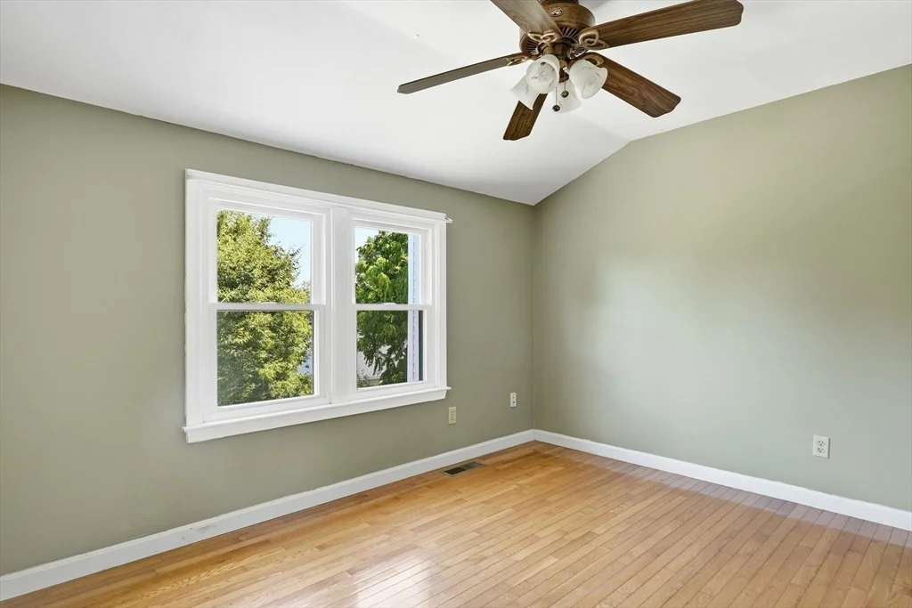 Photo of 7 Sheldon St