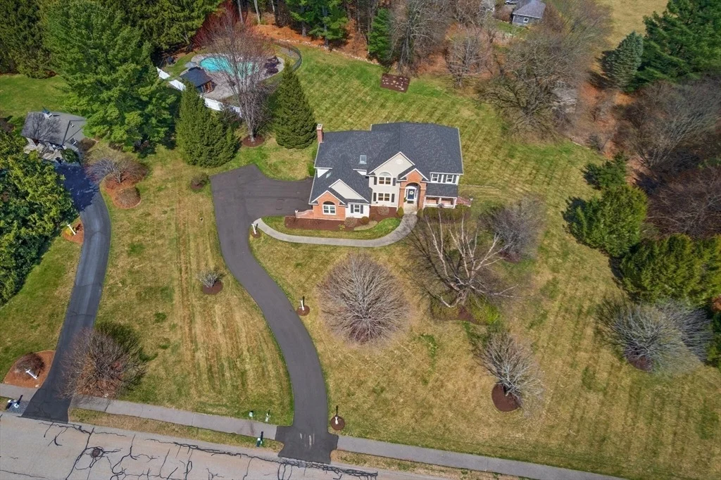 Photo of 20 Comstock Dr