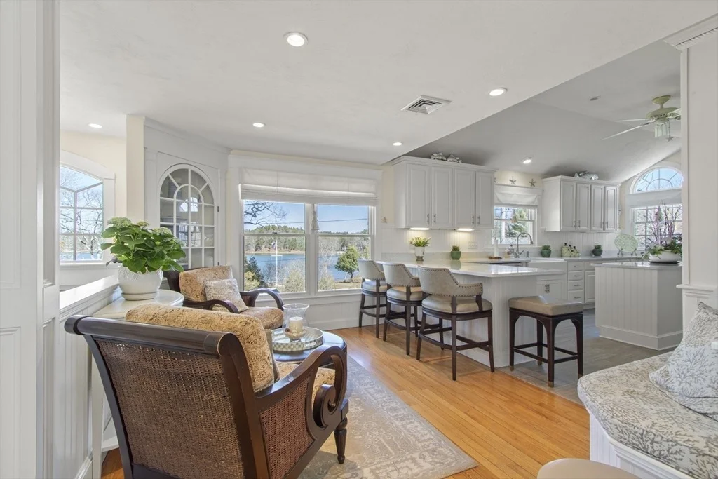 Photo of 9 Fabyan Way