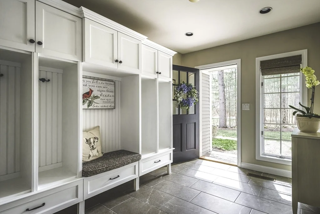 Photo of 38 Trowbridge Cir