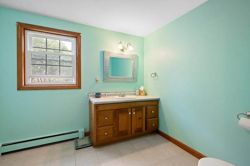 Photo of 85 Millbury Rd