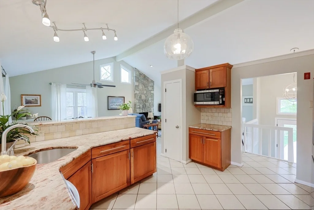 Photo of 61 Stagecoach Dr