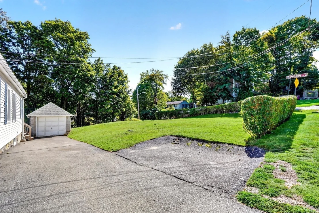 Photo of 83 Beacon Street