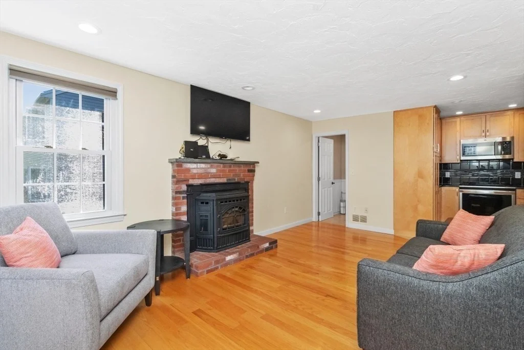 Photo of 5 Perry Henderson Dr