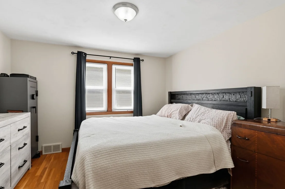 Photo of 42 N Brook Rd