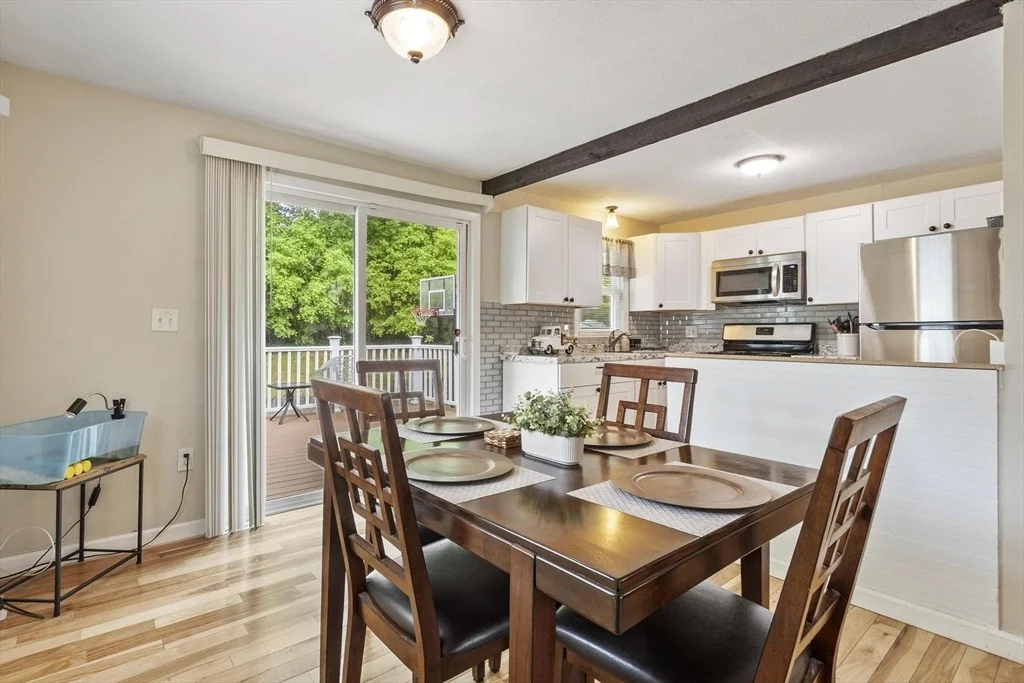 Photo of 27 Dexter Ave