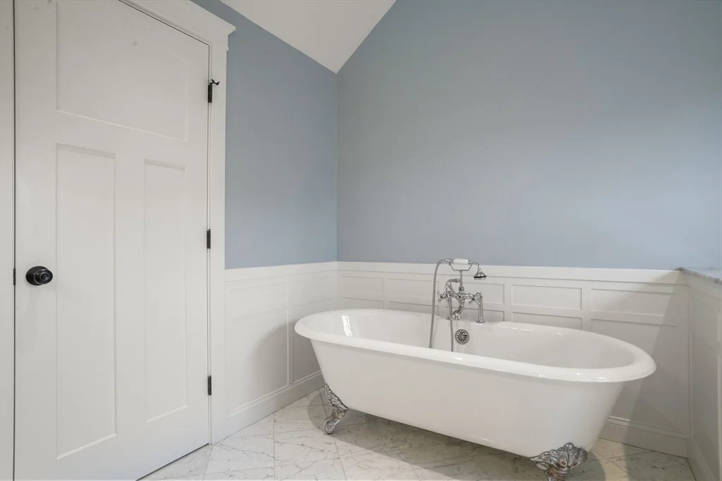 Photo of 10 Higgins Road