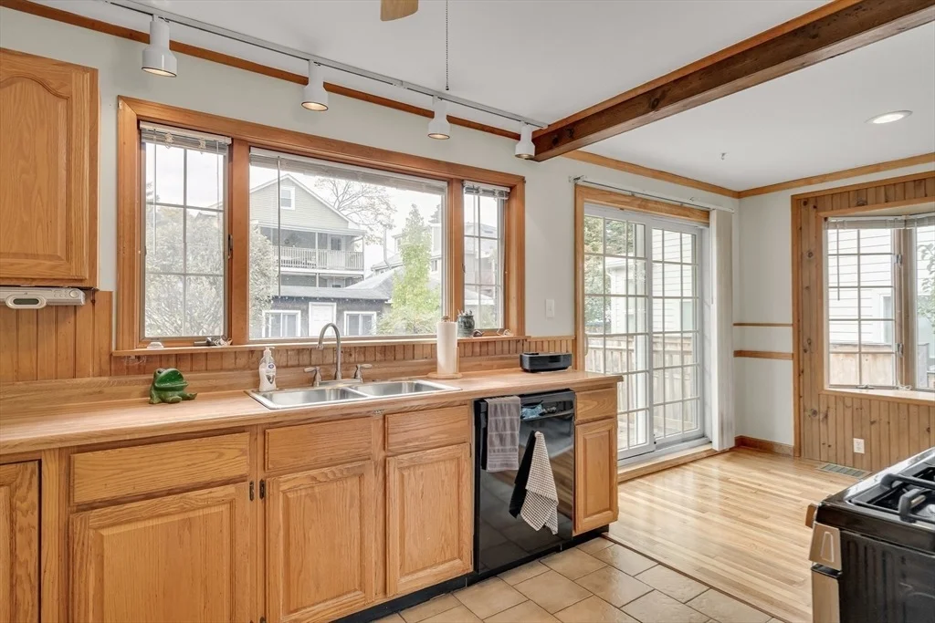 Photo of 15 Sunset Road