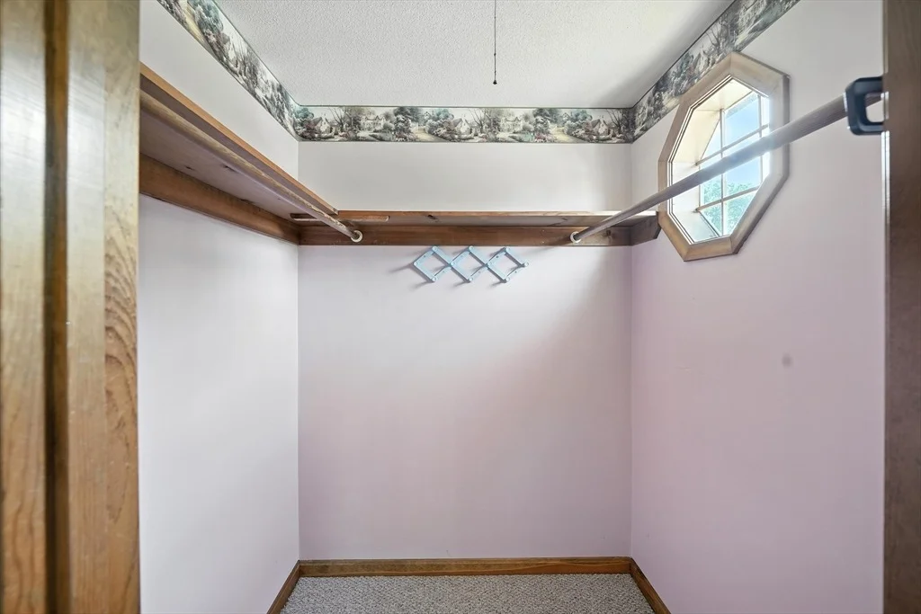 Photo of 28 Sterling Dr