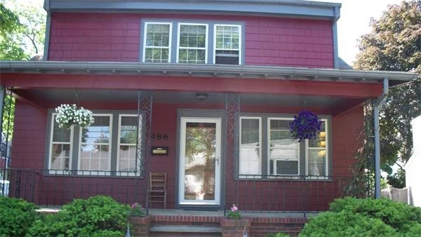 Photo of 486 Loring Avenue