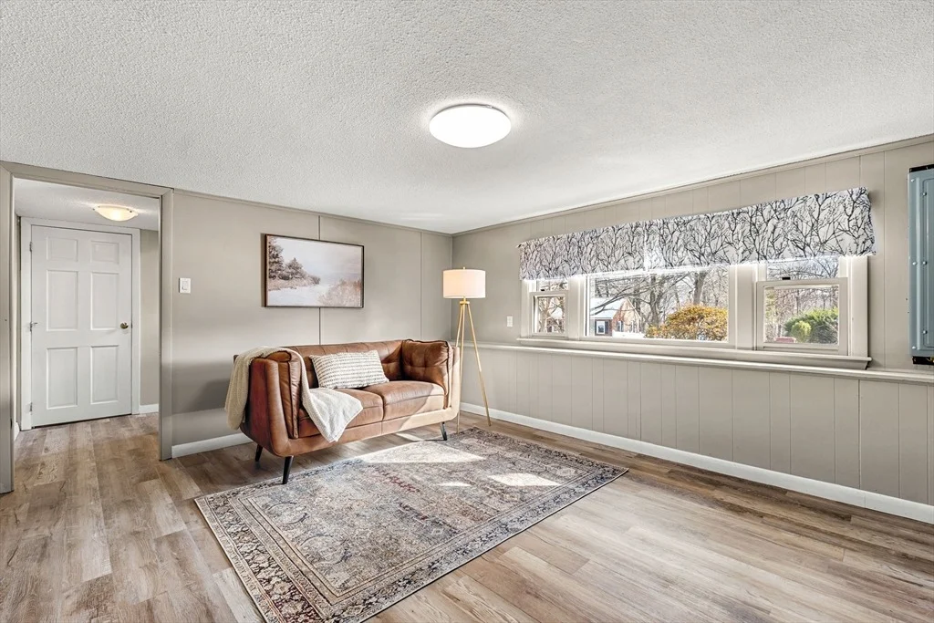 Photo of 169 Starr Ave