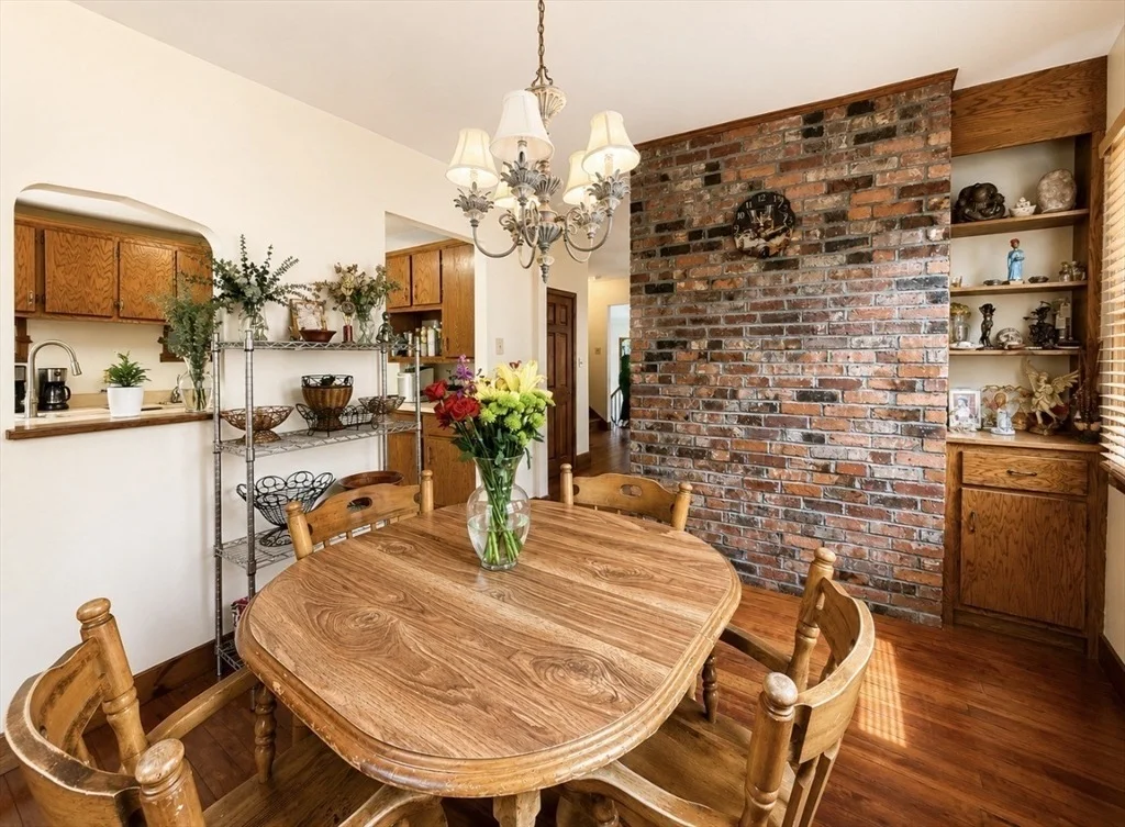Photo of 439 Newport Rd