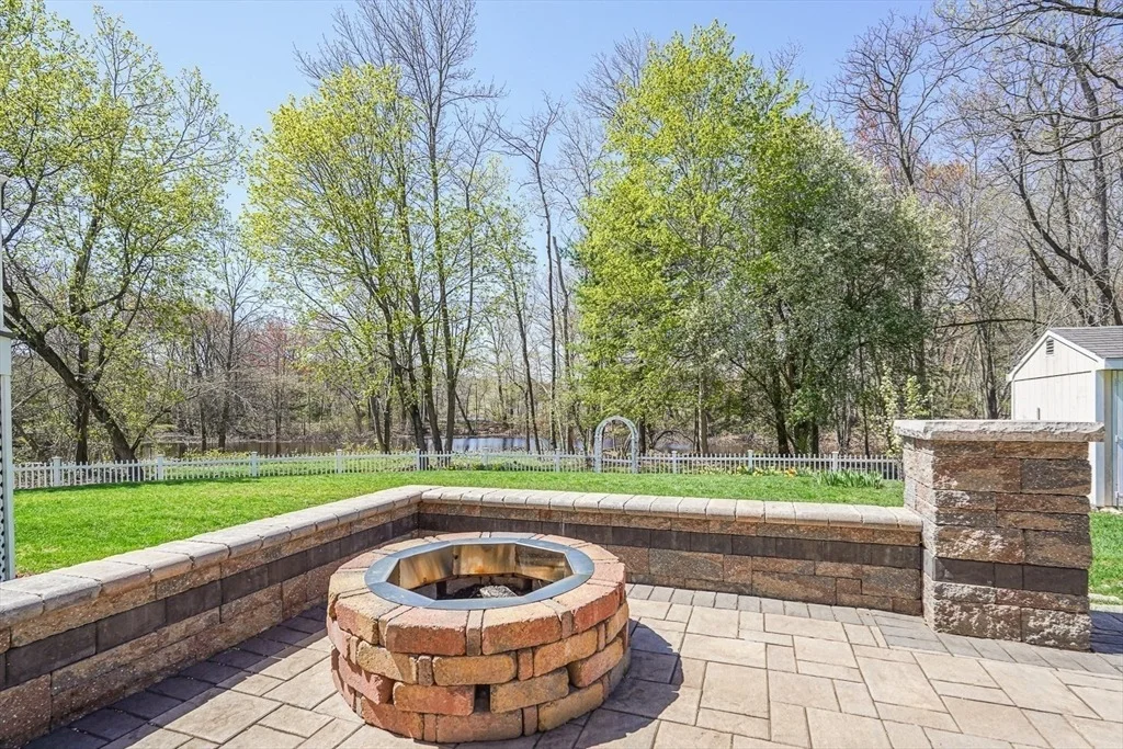Photo of 9 Cardinal Cir
