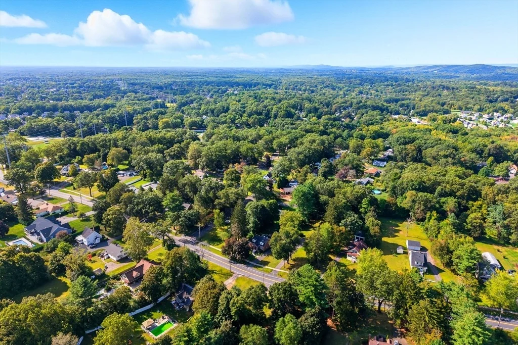 Photo of 636 Amostown Road