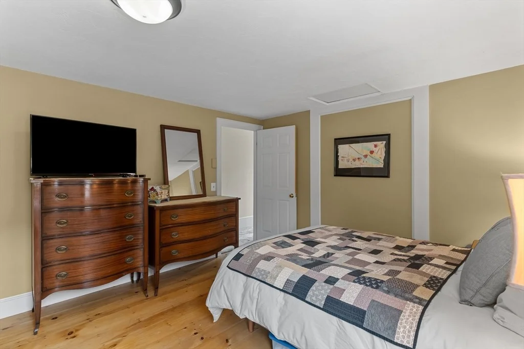 Photo of 292 Warren Rd