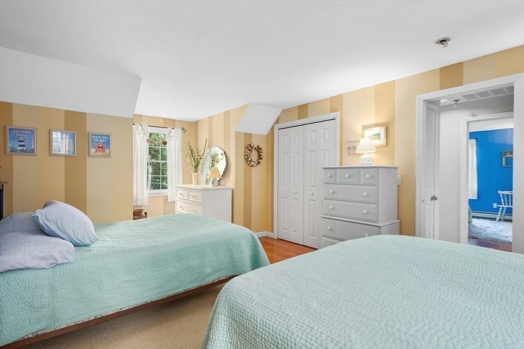 Photo of 2 Julie Ln